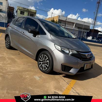 HONDA FIT 1.5 DX 16V FLEX 4P MANUAL HONDA FIT 1.5 DX 16V FLEX 4P MANUAL
